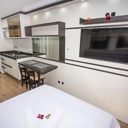 Studio Moderno No Centro De Curitiba - All1206 Экстерьер фото